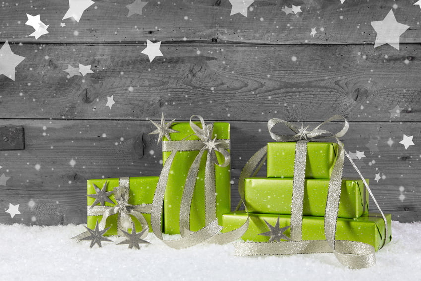 Im Weihnachtsgeschäft Einkäufer über Shopping-Kampagnen erreichen
